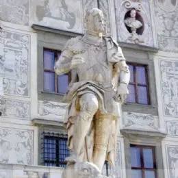 Detail in Piazza dei Cavalieri