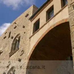 A glimpse of the historic center of Volterra